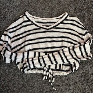 Women’s Black and white Striped Sweater